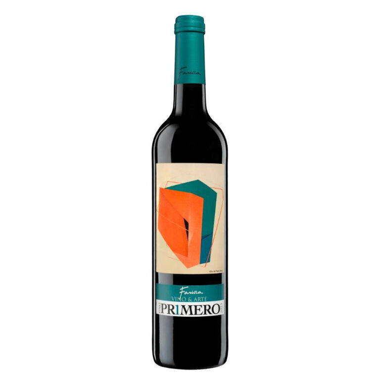 Bottle of El Primero Spanish red wine