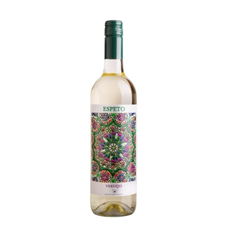 Bottle of Espeto Blanco Spanish white wine